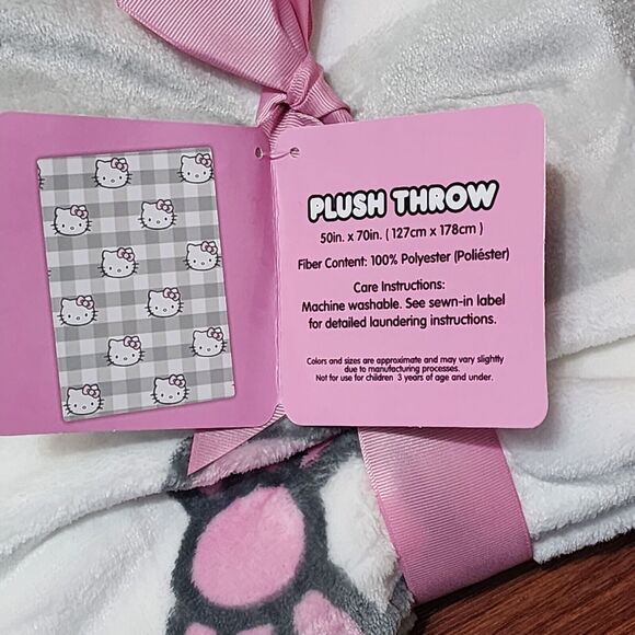 Sanrio Hello Kitty Throw Blanket 50 x 70 in Soft Plush Gray Plaid White Big Head - Picture 3 of 3